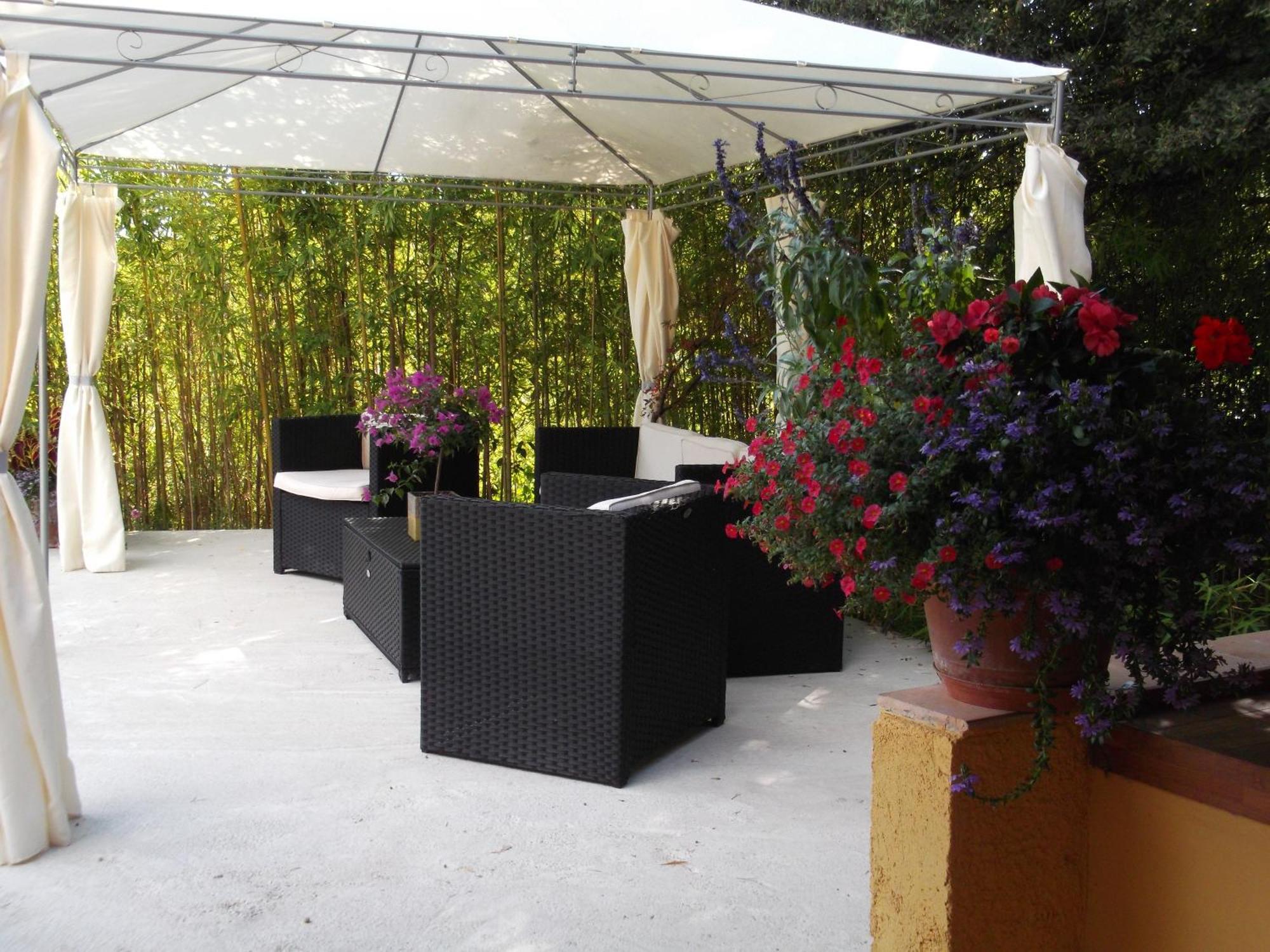 Les 3 Saisons Bed & Breakfast Cucuron Eksteriør bilde
