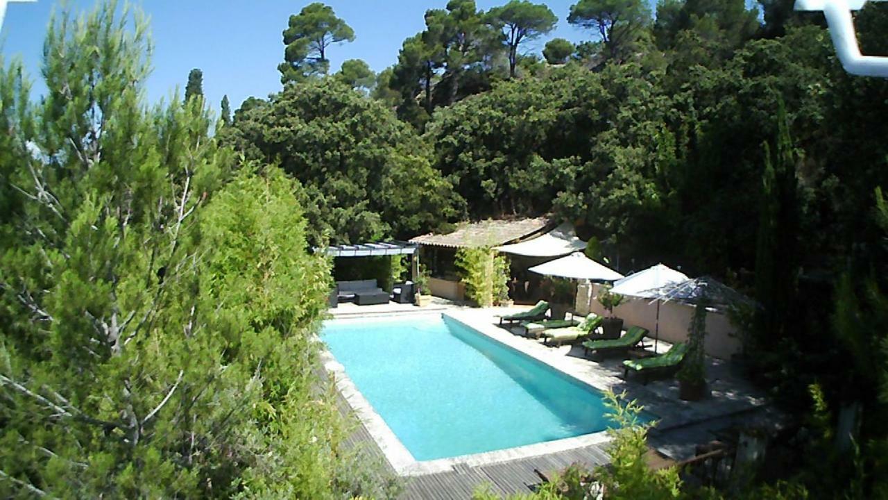 Les 3 Saisons Bed & Breakfast Cucuron Eksteriør bilde