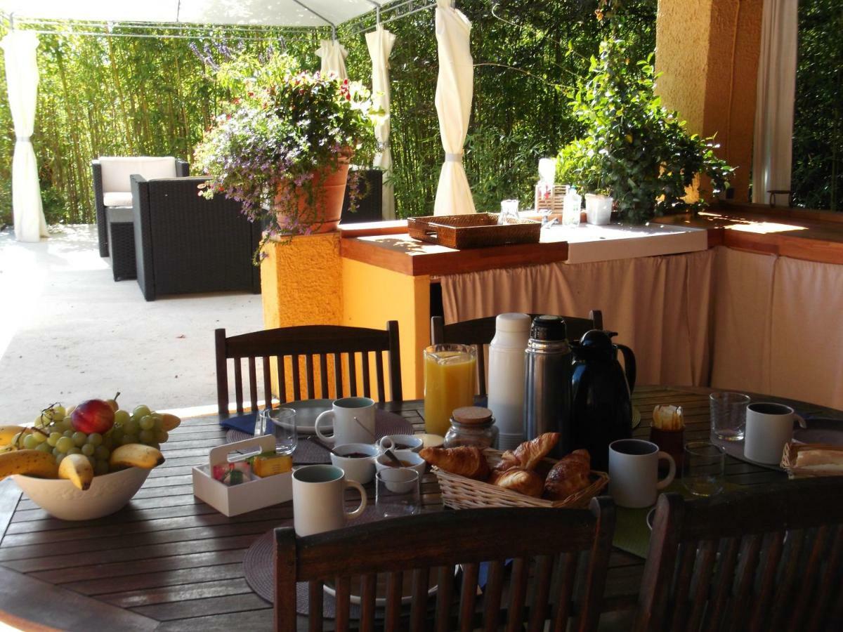 Les 3 Saisons Bed & Breakfast Cucuron Eksteriør bilde