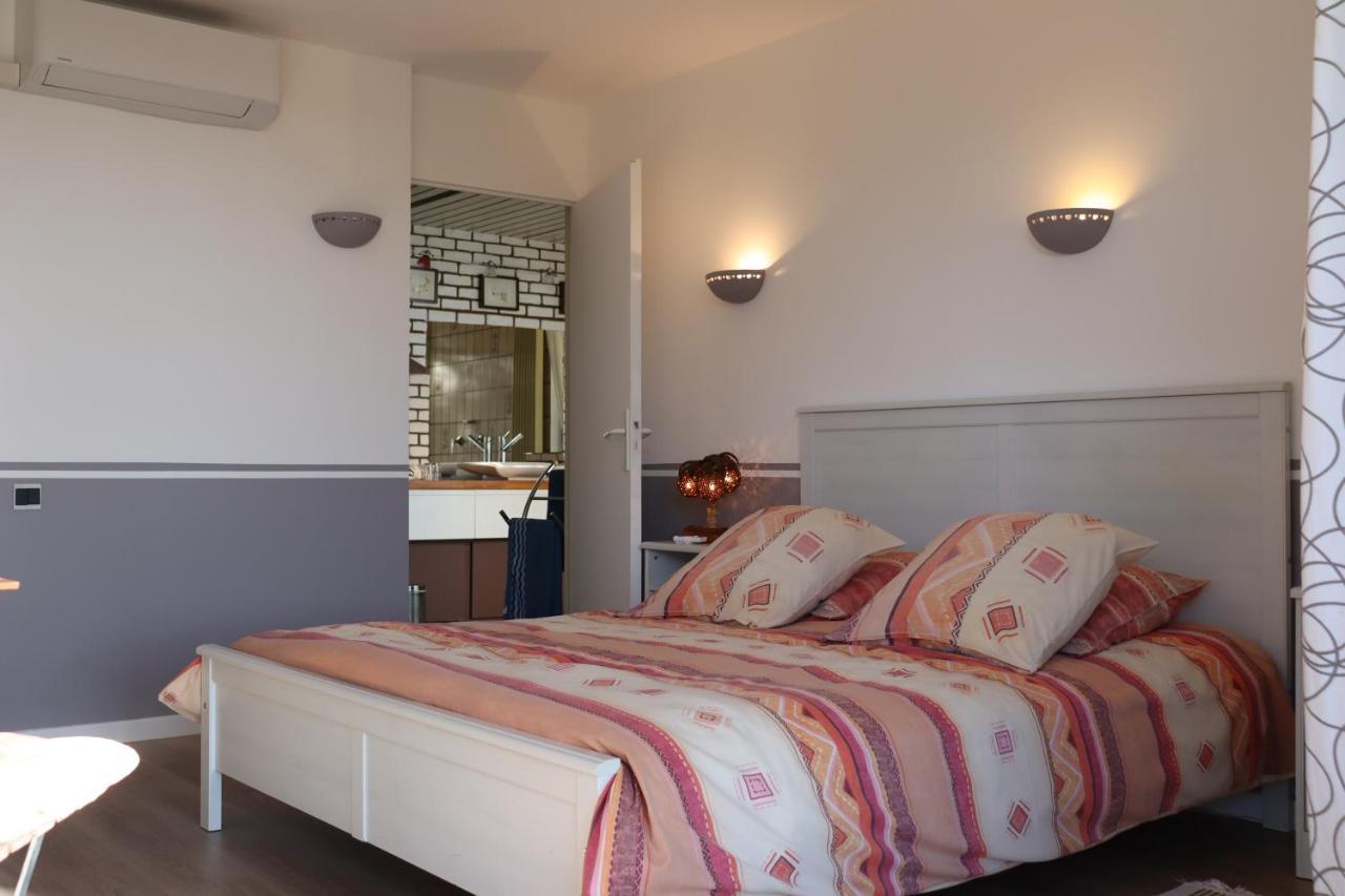 Les 3 Saisons Bed & Breakfast Cucuron Eksteriør bilde