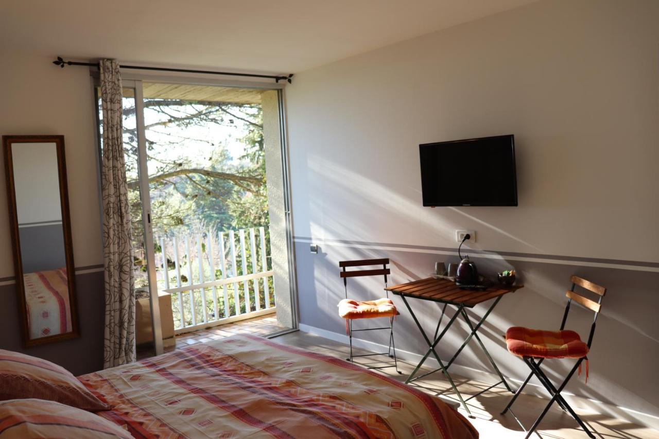 Les 3 Saisons Bed & Breakfast Cucuron Eksteriør bilde
